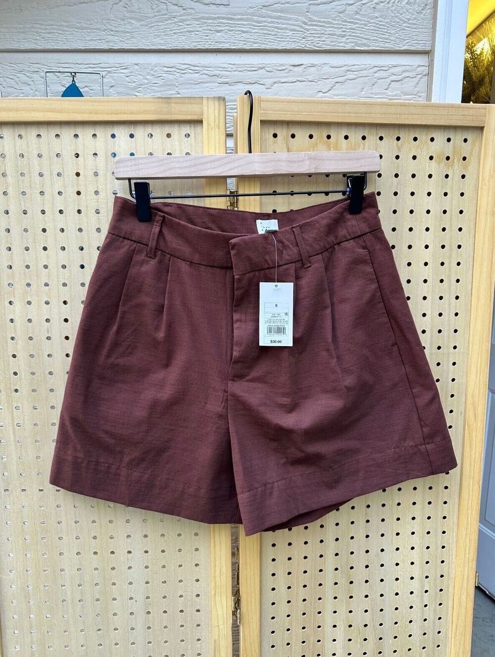 A New Day Women’s Size 8 Brown High Rise Pleated Shorts NWT $30